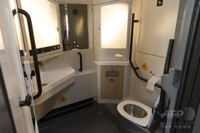 列車のトイレでせりふ練習、俳優がテロリストに間違われる 仏 列車のトイレでせりふ練習、俳優がテロリストに間違われる 仏