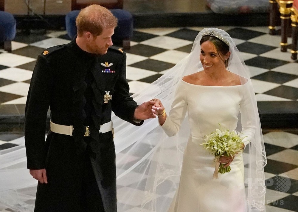 ヘンリー王子とメーガン妃、新婚旅行はおあずけ 早々と公務へ