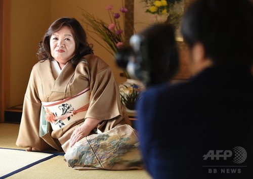 高齢化進む日本社会を反映、活況呈する「熟年AV」 高齢化進む日本社会を反映、活況呈する「熟年AV」