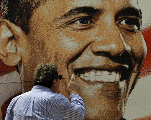 オバマ大統領のビーズモザイク、NYで公開 世界最大