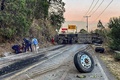 メキシコ市郊外でバス横転、45人死傷