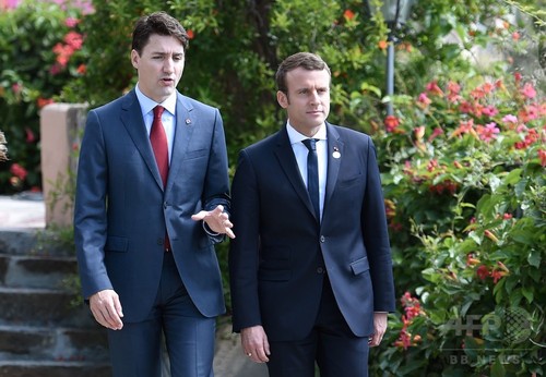 加仏首脳の「ブロマンス」にネット興奮 シチリアで友情花咲く? 加仏首脳の「ブロマンス」にネット興奮 シチリアで友情花咲く?