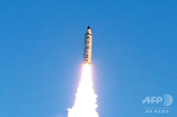 北朝鮮、飛翔体を発射 弾道ミサイルか