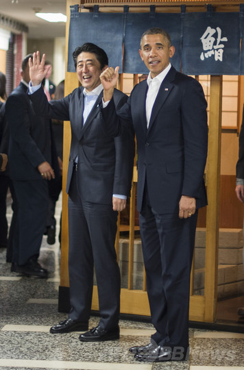 オバマ大統領、高級すし半分しか食べず? オバマ大統領、高級すし半分しか食べず?