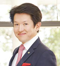 眞鍋政義・竹下佳江によるプロバレーボールチーム ヴィクトリーナ姫路と学校法人明海大学連携協力に関する協定締結会見 眞鍋政義・竹下佳江によるプロバレーボールチーム ヴィクトリーナ姫路と学校法人明海大学連携協力に関する協定締結会見