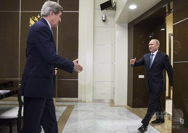 露訪問の米国務長官、ウクライナ停戦履行なら「制裁解除あり得る」