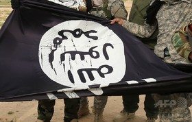 サッカー場で男が自爆、95人死傷 ISが犯行声明 イラク サッカー場で男が自爆、95人死傷 ISが犯行声明 イラク