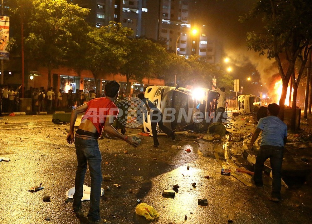 シンガポールで40年ぶり暴動、外国人労働者の事故死きっかけ 写真11枚 国際ニュース:AFPBB News
