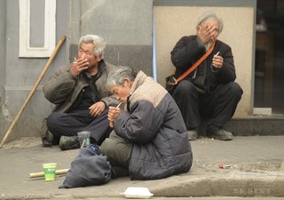 たばこの健康被害、アジア地域でまん延 たばこの健康被害、アジア地域でまん延