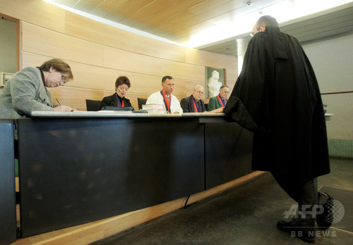 仕事が暇で「退屈症候群」に、仏男性が4400万円の賠償求める