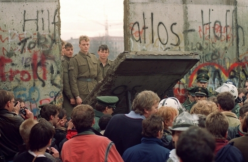 ドイツ人の5人に1人が「ベルリンの壁があった方がよかった」