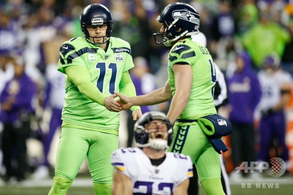 シーホークスがバイキングス粉砕、NFCワイルドカード獲得に前進