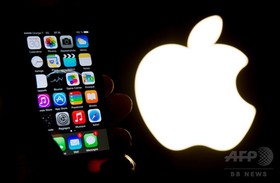 米FBI対アップル論争、世論過半数がロック解除支持 米FBI対アップル論争、世論過半数がロック解除支持