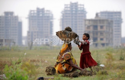 インド、女児殺しの慣習による危機 インド、女児殺しの慣習による危機