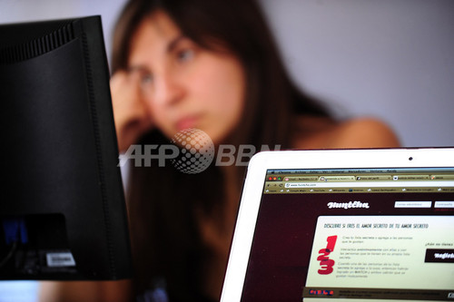 SNSへの投稿、脳には食事やセックスと似た「ご褒美」に 米研究 SNSへの投稿、脳には食事やセックスと似た「ご褒美」に 米研究