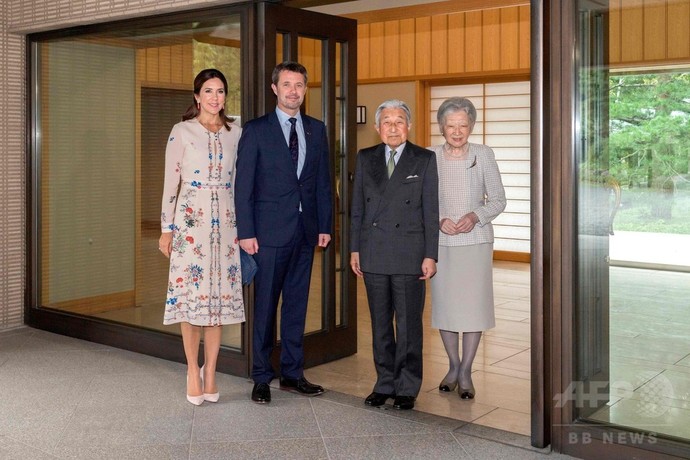 デンマーク皇太子夫妻、皇居で両陛下と懇談 デンマーク皇太子夫妻、皇居で両陛下と懇談