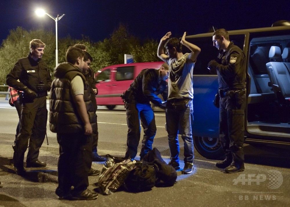 ドイツ、国境検問を再導入 難民大量流入で 写真4枚 国際ニュース:AFPBB News