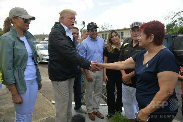 トランプ大統領、ハリケーン被災のプエルトリコ訪問 災害対応「誇っていい」