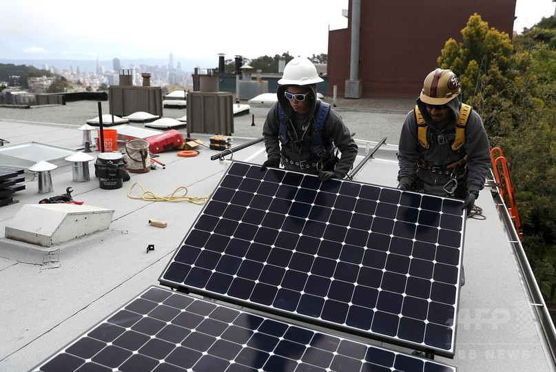 カリフォルニア州、全新築住宅に太陽光パネル設置義務付け 全米初 カリフォルニア州、全新築住宅に太陽光パネル設置義務付け 全米初