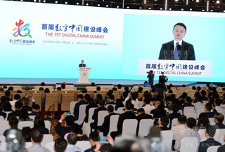 「中国にはもっと多くの『BAT』が必要だ」 アリババ会長 「中国にはもっと多くの『BAT』が必要だ」 アリババ会長