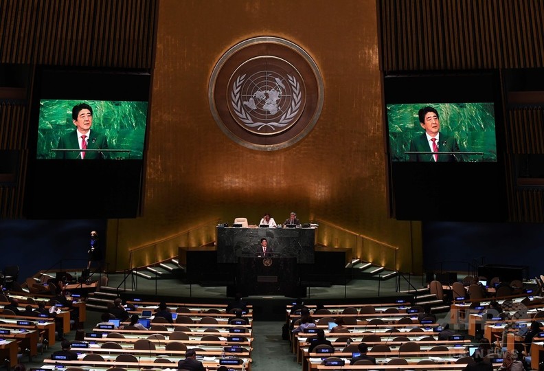 安倍首相、北朝鮮の脅威阻止へ「新たな対処」訴え 国連総会で演説