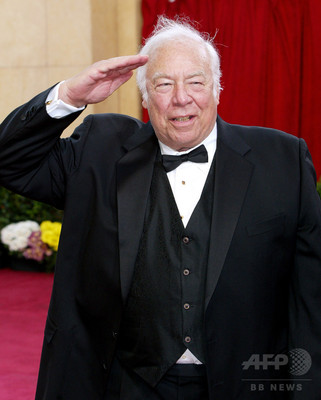 「裸の銃」シリーズの署長役、ジョージ・ケネディさん死去 「裸の銃」シリーズの署長役、ジョージ・ケネディさん死去