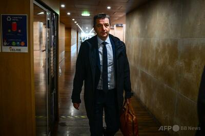 男娼使い政敵にハニートラップ、性行為動画で脅迫 現職市長に拘禁4年 仏