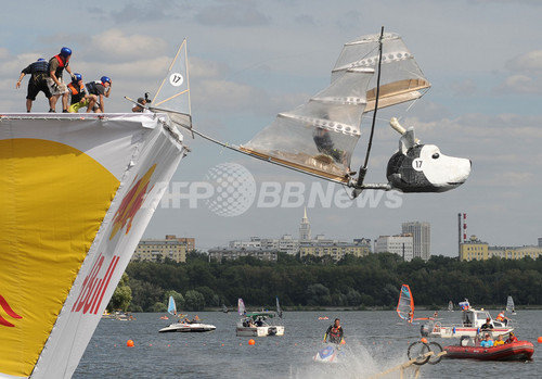 飛んでるつもりです、ロシアの鳥人間コンテスト