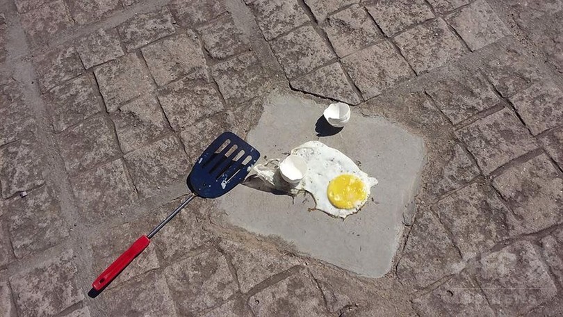 地面で目玉焼き完成!アルゼンチンで体感温度57度を記録 地面で目玉焼き完成!アルゼンチンで体感温度57度を記録