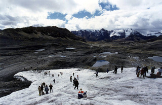 ペルーの氷河、70年以降40%縮小 政府報告 ペルーの氷河、70年以降40%縮小 政府報告