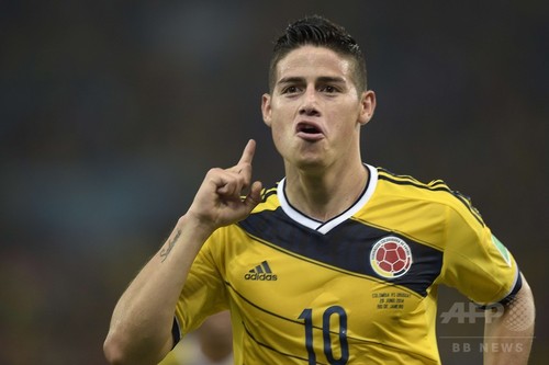 ロドリゲスのボレー、ブラジルW杯の最優秀ゴールに ロドリゲスのボレー、ブラジルW杯の最優秀ゴールに