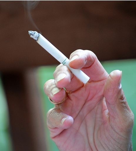 生保大手がたばこ業界に多額投資、米調査
