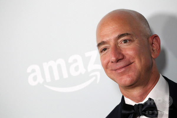 アマゾンのJ・ベゾスCEO、世界一の富豪に 米誌長者番付