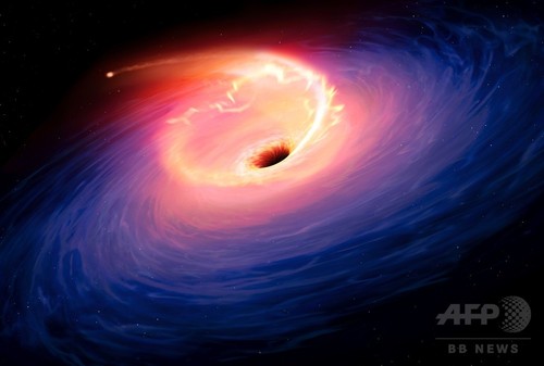 ブラックホールの星破壊、銀河衝突で頻度100倍か 研究 ブラックホールの星破壊、銀河衝突で頻度100倍か 研究