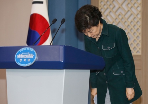 韓国の朴大統領、テレビで国民に謝罪 組閣任命できず