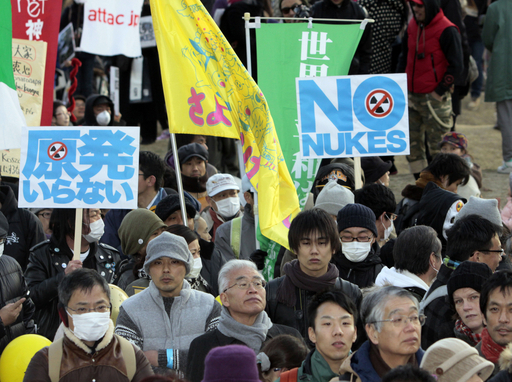 横浜で脱原発デモ、2000人が行進