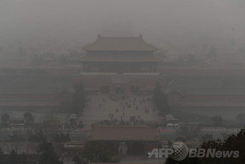 中国で旅行者対象「スモッグ保険」発売 中国で旅行者対象「スモッグ保険」発売