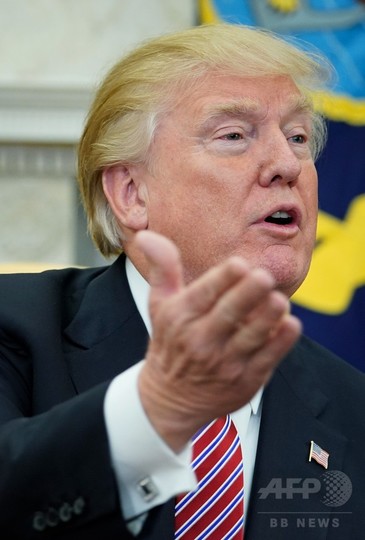トランプ氏「DVには絶対反対」 側近辞任から1週間 いら立ちも トランプ氏「DVには絶対反対」 側近辞任から1週間 いら立ちも