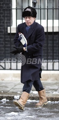 「ナイジェリアで財布なくしたから送金して」、英司法相をかたった振り込め詐欺 「ナイジェリアで財布なくしたから送金して」、英司法相をかたった振り込め詐欺