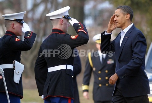 オバマ米大統領が初検診、「禁煙しなさい」と医師 オバマ米大統領が初検診、「禁煙しなさい」と医師