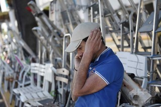 携帯電話の長時間使用で脳腫瘍に、原告の主張認める 伊裁判所 携帯電話の長時間使用で脳腫瘍に、原告の主張認める 伊裁判所