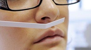 高齢者の嗅覚機能低下、5年以内の「死期」示唆か 米研究