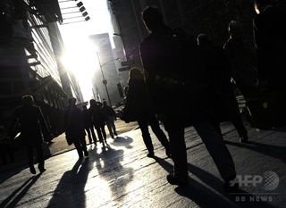 日々の身体活動で死亡リスク低減、徒歩通勤や家の清掃でも 研究 日々の身体活動で死亡リスク低減、徒歩通勤や家の清掃でも 研究