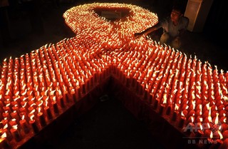 アルコール依存症薬、HIV治療法の開発助ける可能性 研究 アルコール依存症薬、HIV治療法の開発助ける可能性 研究