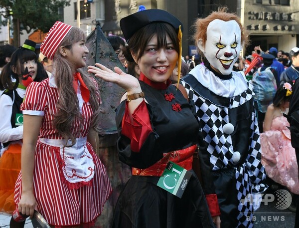 川崎の「百鬼夜行」は観衆12万人と一体型 ハロウィーンパレード最高潮