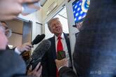 トランプ氏『金正恩氏が望むなら喜んで会う』 歴訪延長にも言及