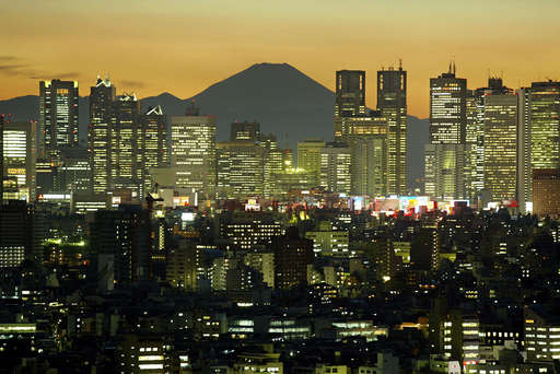 アジアで生活費が最も高いのは東京、ソウル抜く