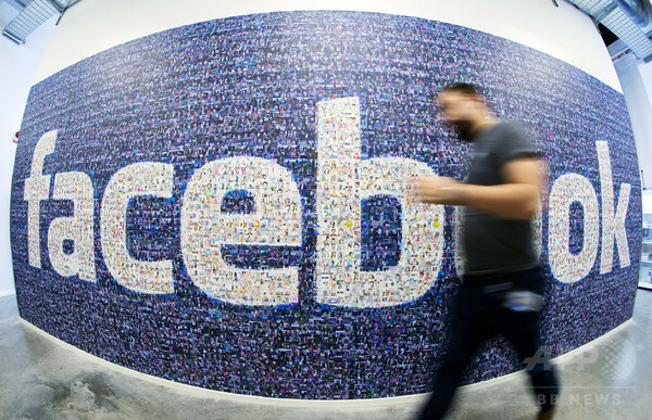フェイスブック、1日の利用者10億人を達成