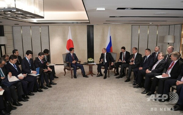 安倍首相、プーチン大統領と会談 平和条約交渉の加速で合意