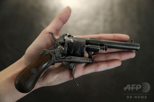 ランボー殺害未遂で使用の銃、5260万円で落札 ランボー殺害未遂で使用の銃、5260万円で落札